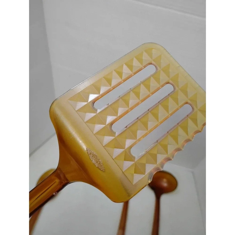 Lot of 4 Vintage Ultratemp Translucent Amber Cooking Utensils Robinson Knife Co
